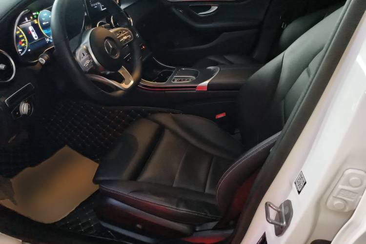 奔驰C级 2020款 C 200 L 时尚型运动版局部细节19