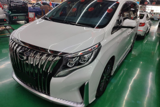 广汽传祺 传祺M8 2023款 大师系列 390T 尊贵版