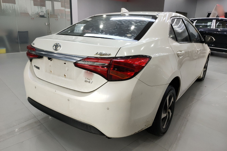 丰田 雷凌 2017款 改款 185T CVT精英版 国V车身外观7