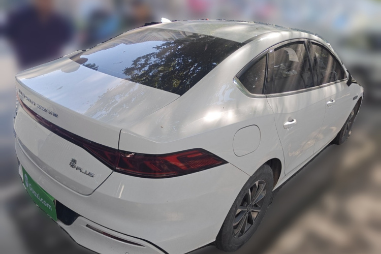 比亚迪 秦PLUS 2023款 冠军版 DM-i 55KM领先型车身外观7