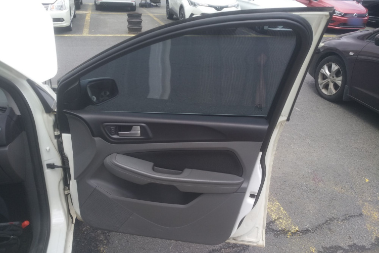 福特 福克斯 2013款 两厢经典 1.8L 自动基本型中控内饰7005