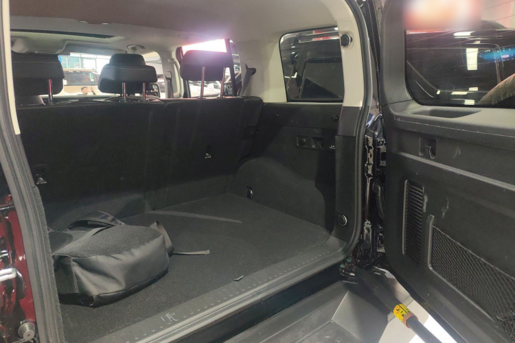 坦克300 2024款 2.0T 征服者局部细节23