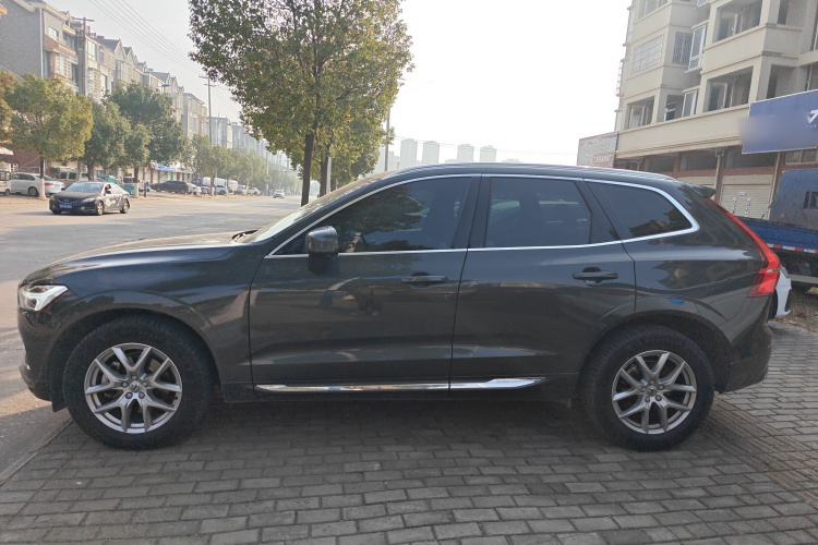 沃尔沃XC60 2020款 T5 四驱智逸豪华版车身外观6002