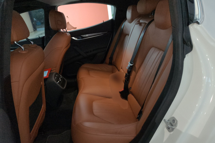 玛莎拉蒂 Ghibli 2023款 2.0T GT中控内饰21