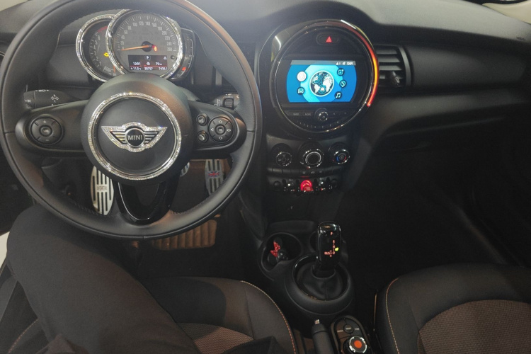 MINI 2018款 1.5T ONE中控内饰12