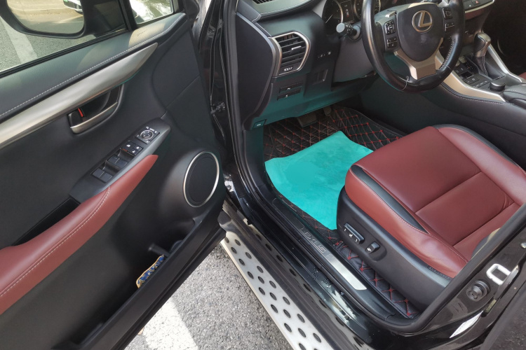 雷克萨斯NX 2015款 200t 全驱 锋尚版中控内饰20