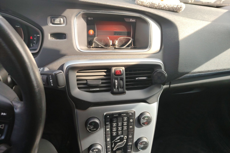 沃尔沃V40 2018款 T3 智雅版局部细节16