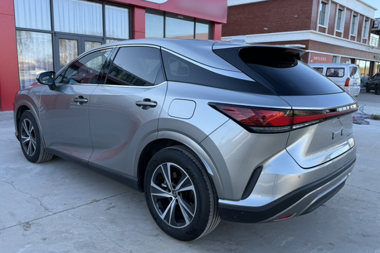 雷克萨斯RX 2023款 350h 两驱悦享版车身外观6005