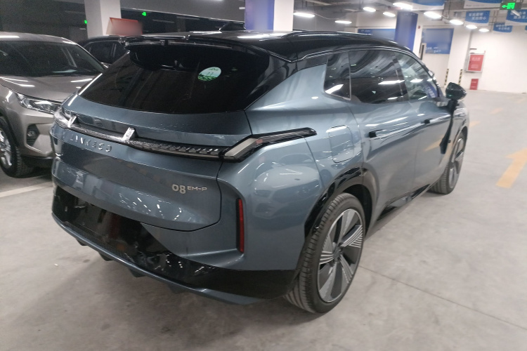 领克08 EM-P 2023款 220km 时间限量版车身外观7