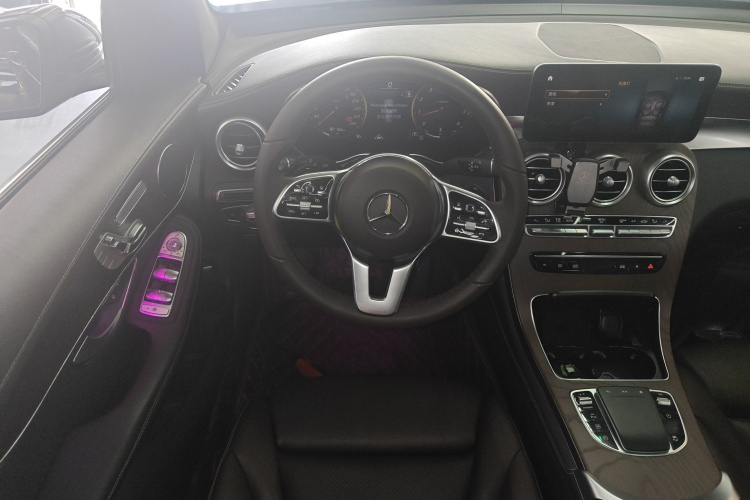 奔驰GLC 2020款 改款 GLC 300 L 4MATIC 动感型局部细节13