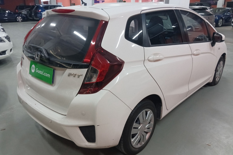 本田 飞度 2016款 1.5L LXS CVT舒适天窗版车身外观6005