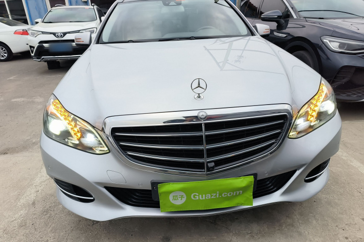 奔驰E级 2014款 E 300 L车身外观2