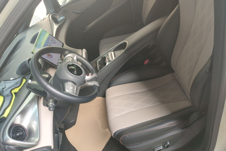 比亚迪 海豚 2023款 420km 时尚版中控内饰19