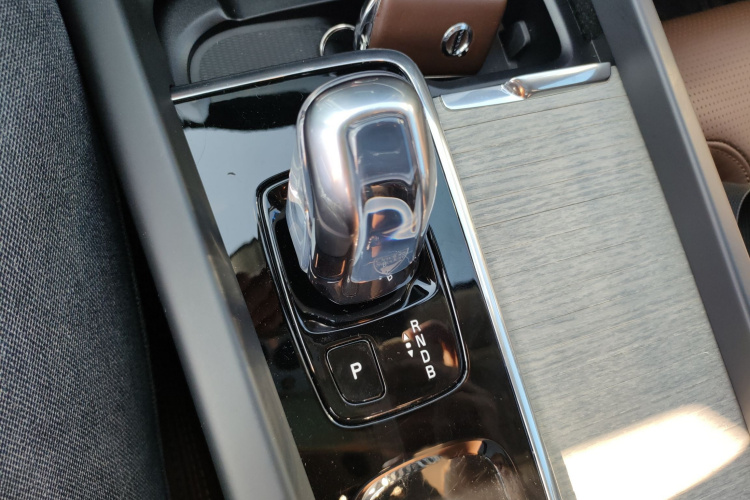 沃尔沃XC60新能源 2019款 T8 E驱混动 智尊豪华版 国V局部细节18