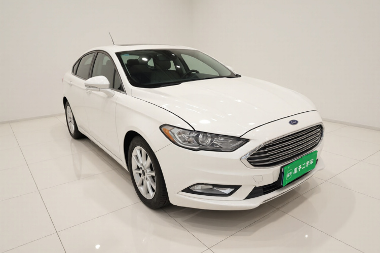 福特 蒙迪欧 2017款 EcoBoost 180 时尚型车身外观3