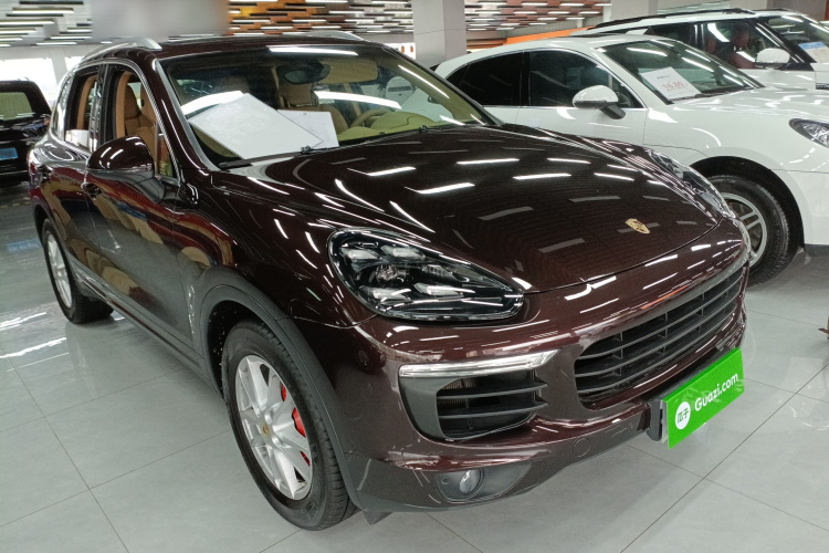保时捷 2016款 Cayenne 3.0T车身外观3