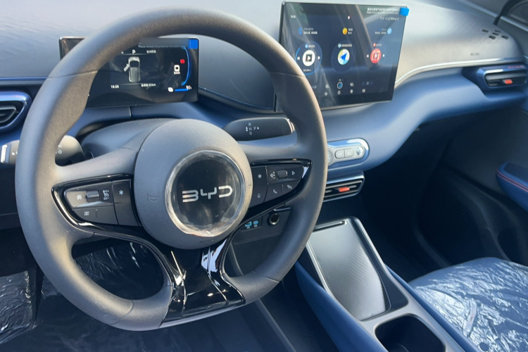 比亚迪 海鸥 2025款 305km 活力版中控内饰7003