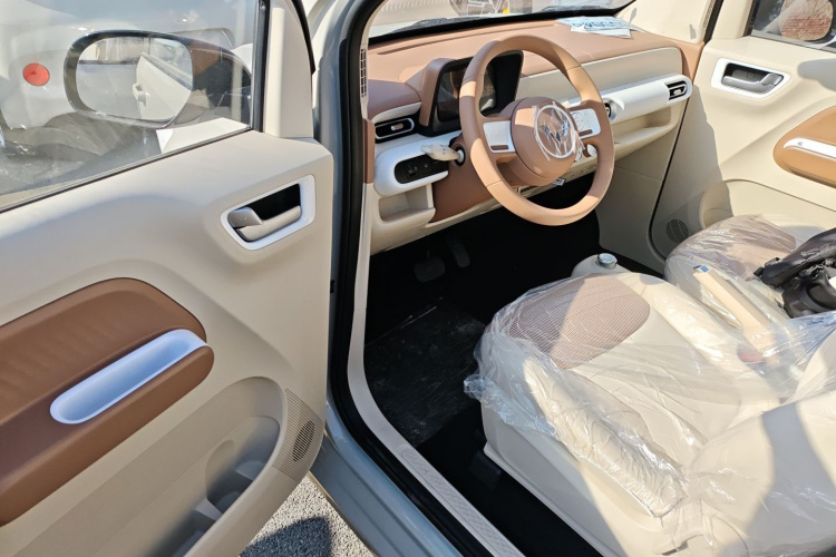 五菱汽车 宏光MINIEV 2024款 第三代 215km 青春版中控内饰20