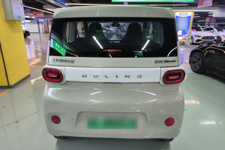 五菱汽车 宏光MINIEV 2024款 第三代 215km 青春版车身外观6