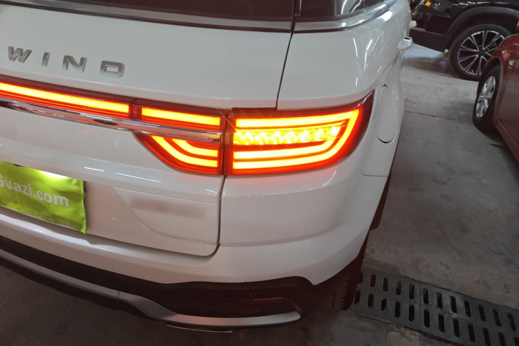 陆风X7 2018款 劲越 1.5T 全景至尊型车身外观6001