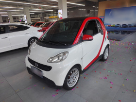 smart fortwo 2012款 1.0 MHD 硬顶标准版