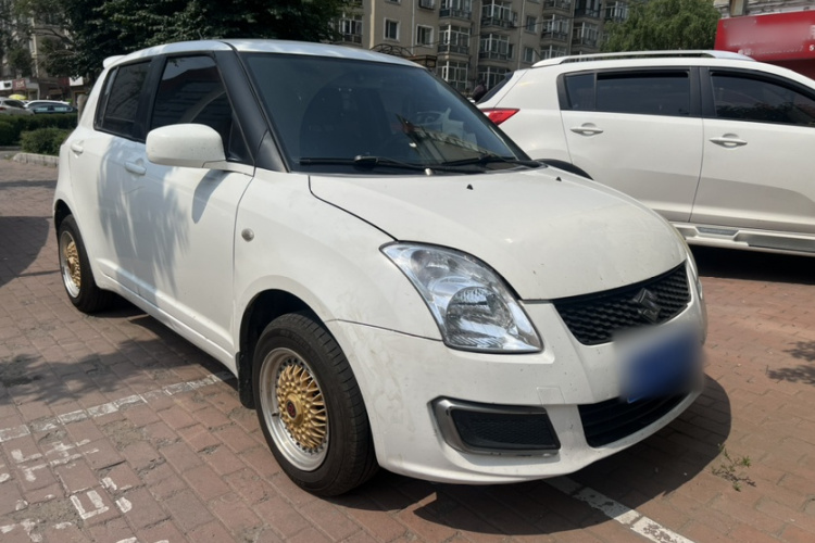 铃木 雨燕 2013款 1.3L 手动超值版车身外观6002