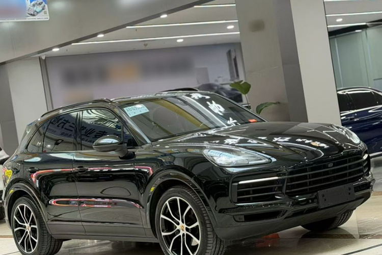 保时捷 2023款 Cayenne 3.0T 铂金版车身外观6011
