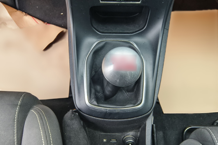 福特 嘉年华(进口) 2013款 1.6T ST中控内饰7008