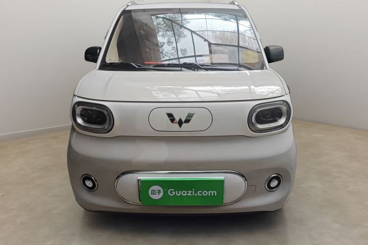 五菱汽车 宏光MINIEV 2024款 第三代 215km 进阶版车身外观2