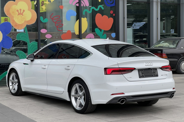 奥迪A5 2017款 Sportback 40 TFSI 时尚型车身外观6007