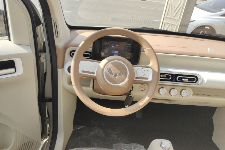 五菱汽车 宏光MINIEV 2024款 第三代 215km 青春版中控内饰13