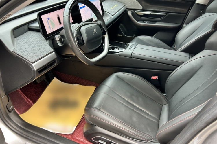 小鹏P7 2022款 625E中控内饰7006