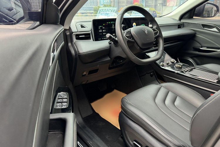 哪吒汽车 哪吒U 2021款 Pro 500 登月版局部细节19