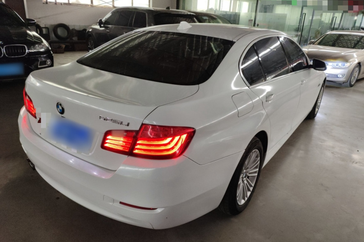 宝马5系 2014款 525Li 领先型车身外观6005