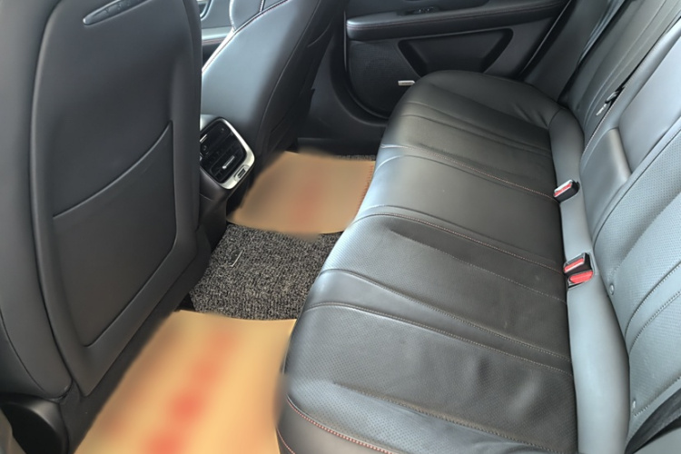 小鹏P7 2020款 586N中控内饰7004