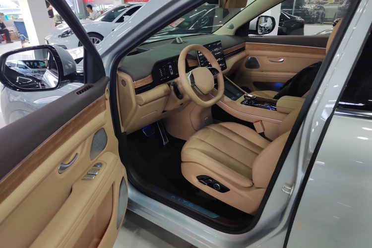 鸿蒙智行 问界M7 2024款 1.5T 后驱Plus版 5座中控内饰20