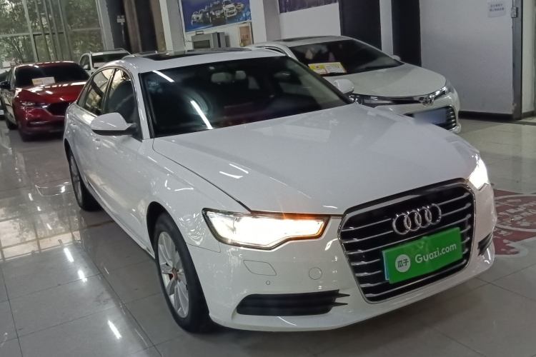 奥迪A6L 2015款 TFSI 百万纪念智领型车身外观3