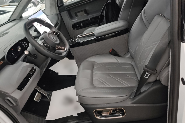 极氪MIX 2025款 长续航智驾版中控内饰19