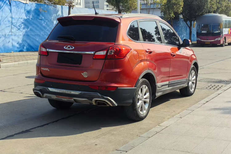 奇瑞 瑞虎5 2014款 2.0L CVT家尊版车身外观6003