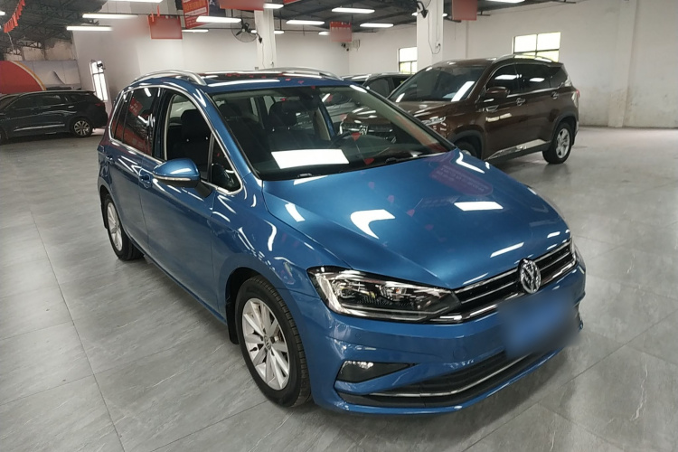 大众 高尔夫·嘉旅 2019款 280TSI 自动好奇型 国VI车身外观6002