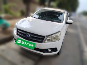 启辰T70 2015款 2.0L CVT睿行版