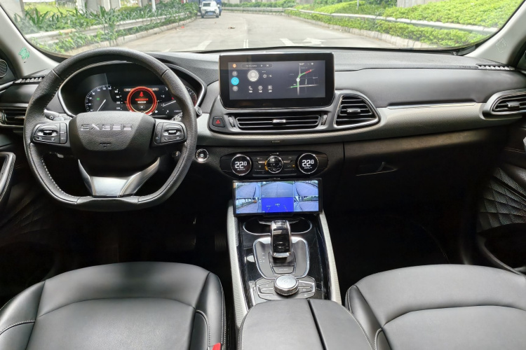 星途TX 2019款 1.6T 四驱铂金版中控内饰7002