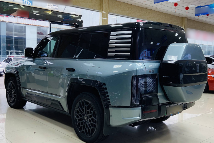 仰望U8 2023款 豪华版车身外观6002