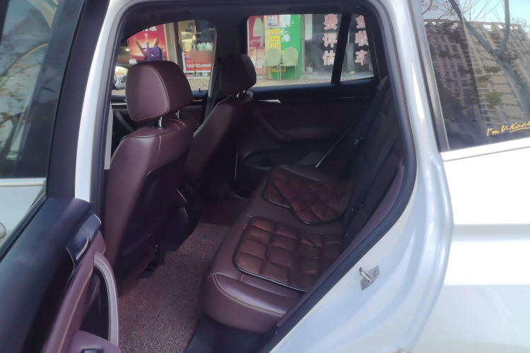 宝马X3(进口) 2014款 xDrive20i X设计套装中控内饰7004