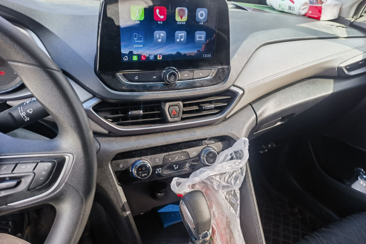 雪佛兰 沃兰多 2019款 530T 自动劲享版（5+2款） 国VI局部细节16