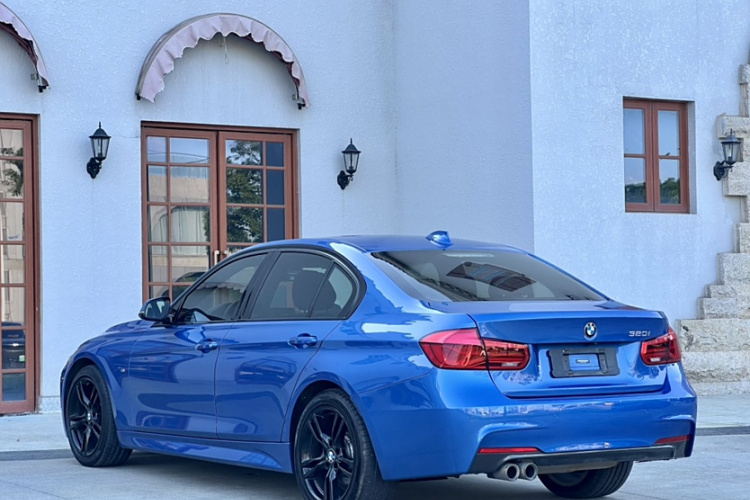 宝马3系 2018款 320i M运动套装车身外观6008