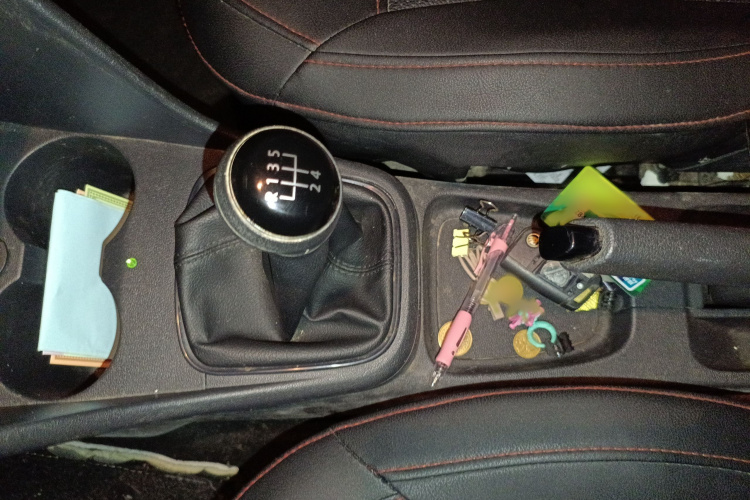 大众 Polo 2016款 1.4L 手动风尚型局部细节18