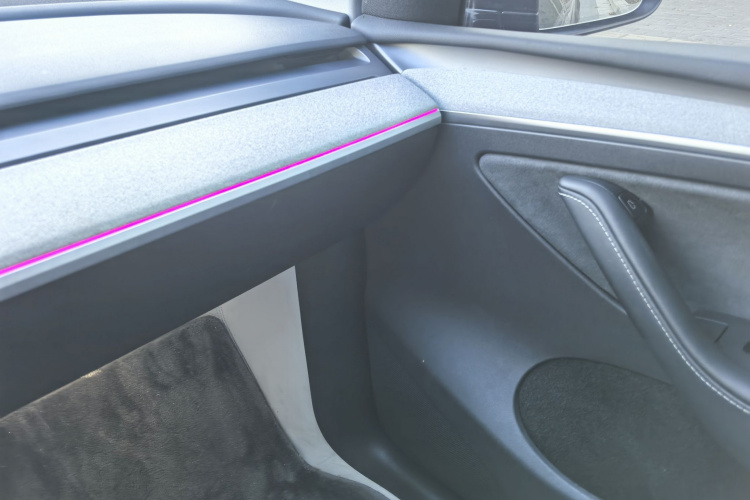 特斯拉 Model Y 2023款 长续航全轮驱动版局部细节16