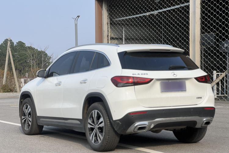 奔驰GLA 2023款 GLA 220车身外观6002