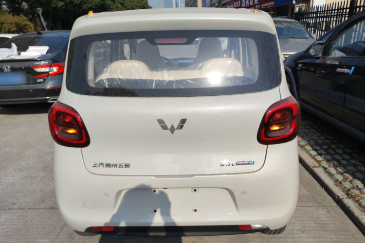 五菱汽车 宏光MINIEV 2025款 四门版 进阶款车身外观6004